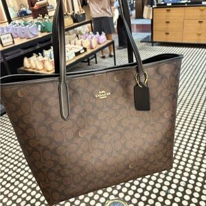 NWT Coach City Tote